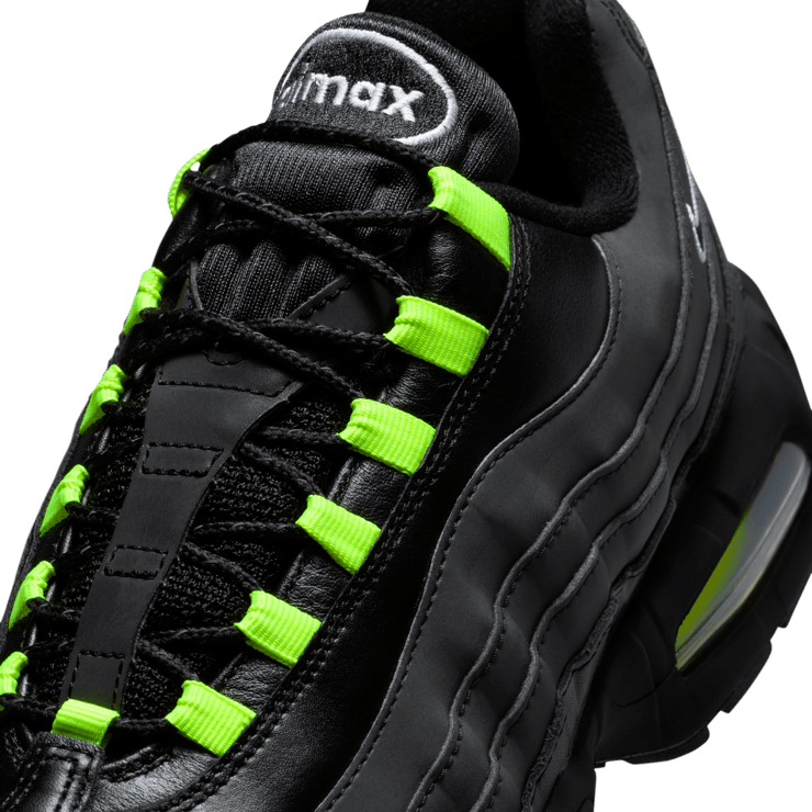 Nike Air Max 95 Big Bubble SE Harajuku Angle 7