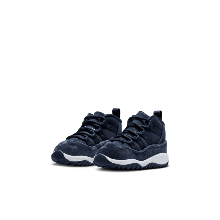 Jordan 11 Midnight Navy (TD) Angle 2