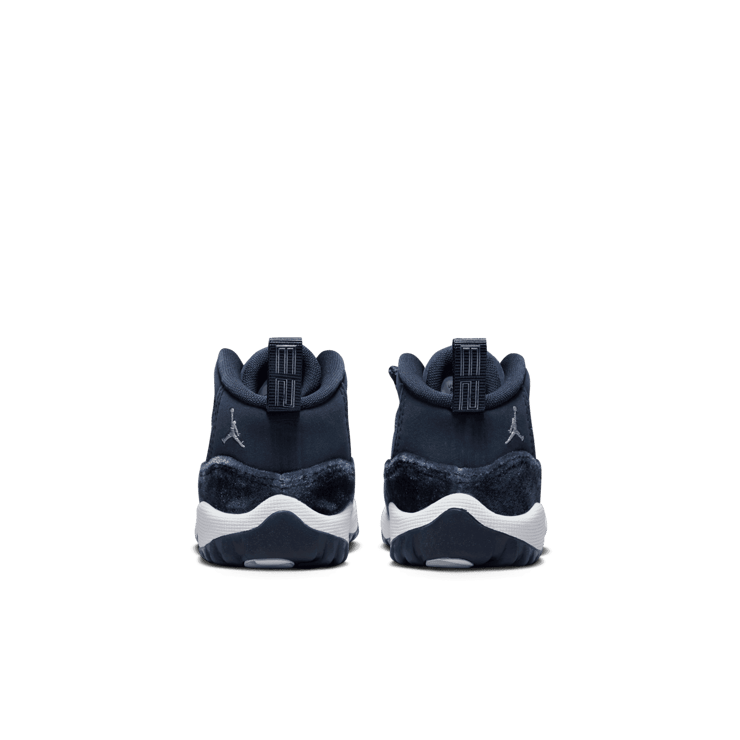 Jordan 11 Midnight Navy (TD) Angle 3