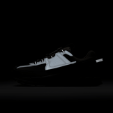 Nike Zoom Vomero 5 Roam Metallic Platinum Angle 6