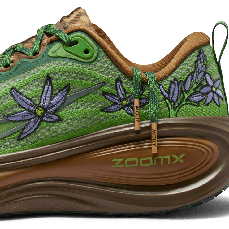 Nike Vomero Plus Doernbecher Molly Bell Angle 13