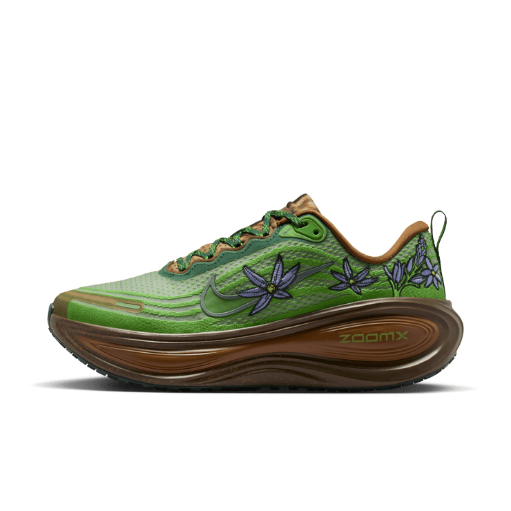 Nike Vomero Plus Doernbecher Molly Bell Angle 1