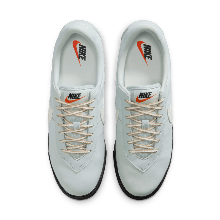 Nike Astrograbber Light Silver Angle 4