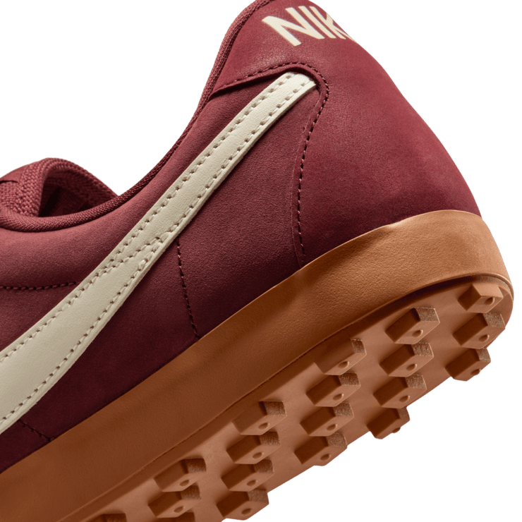 Nike Astrograbber Dark Team Red Angle 4