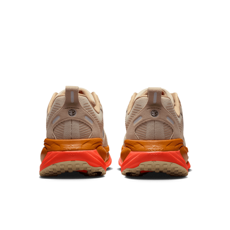 Nike Vomero 18 Running Poets Angle 1