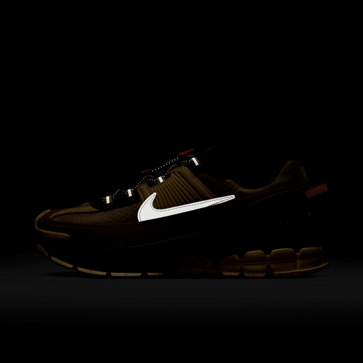 Nike Vomero 5 Roam Running Poets Angle 0