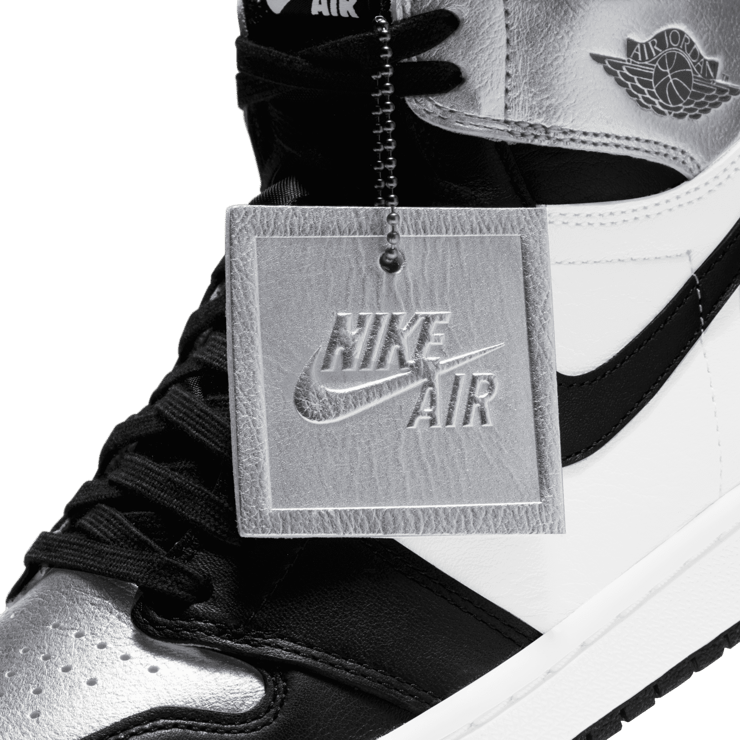 Air Jordan 1 Retro High Silver Toe (W) Angle 6