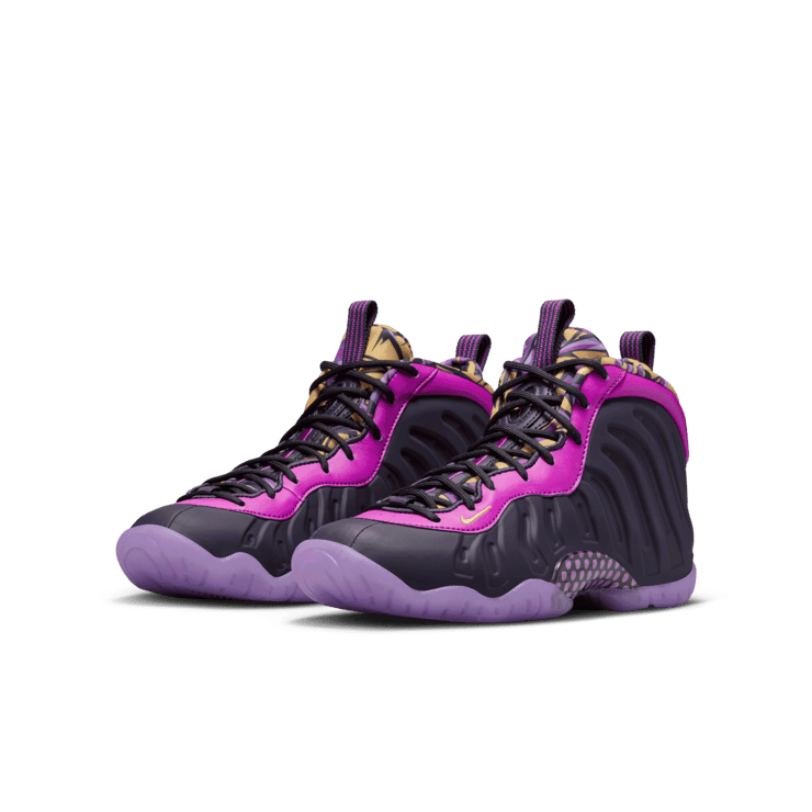 Nike Air Foamposite One Cave Purple (GS) Angle 2