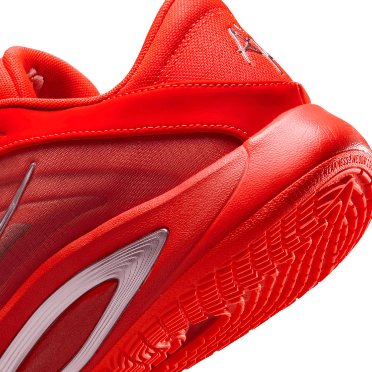 Nike A'One Royal Flame Angle 6