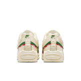 Nike Air Max 95 OG Big Bubble Undefeated Sail Gorge Green Angle 5