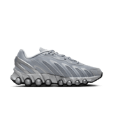 Nike Air Max Dn8 Metallic Silver Black Angle 4