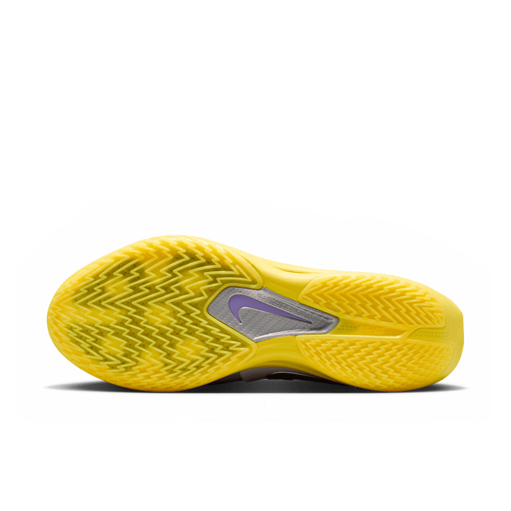 Nike GT Cut 3 Turbo Lakers Angle 4