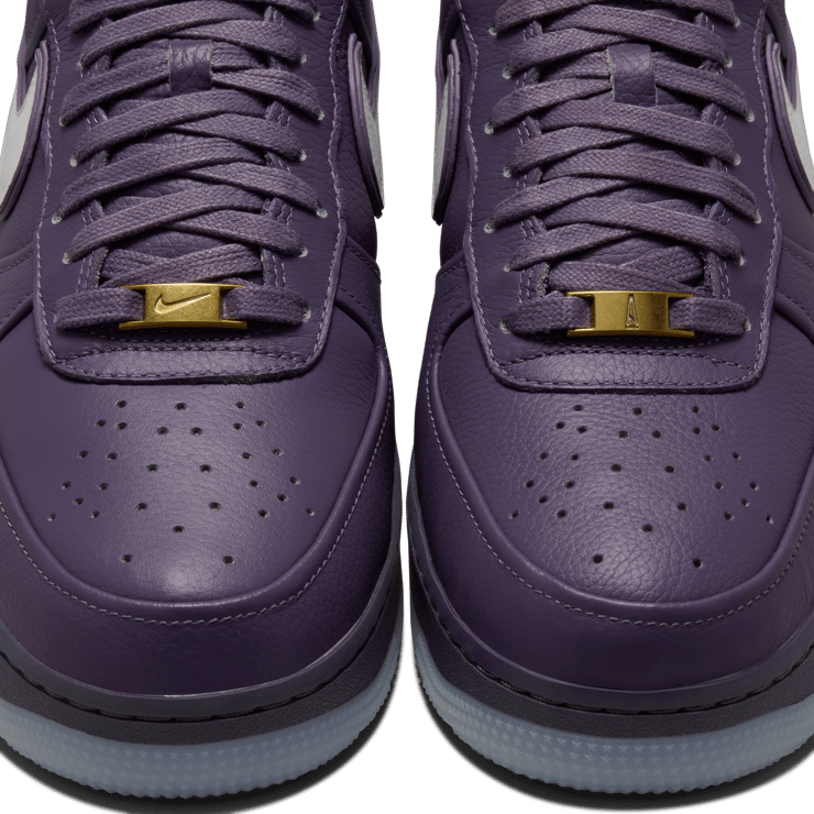 Nike Air Force 1 A Ma Maniere WYWS Canyon Purple Angle 9