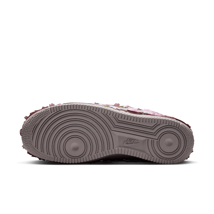 Nike Air Force 1 Low PRM Spring Flowers Angle 0