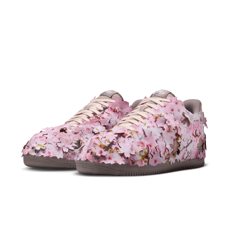 Nike Air Force 1 Low PRM Spring Flowers Angle 4