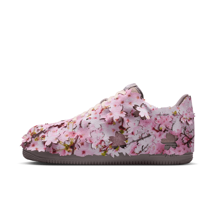 Nike Air Force 1 Low PRM Spring Flowers Angle 2