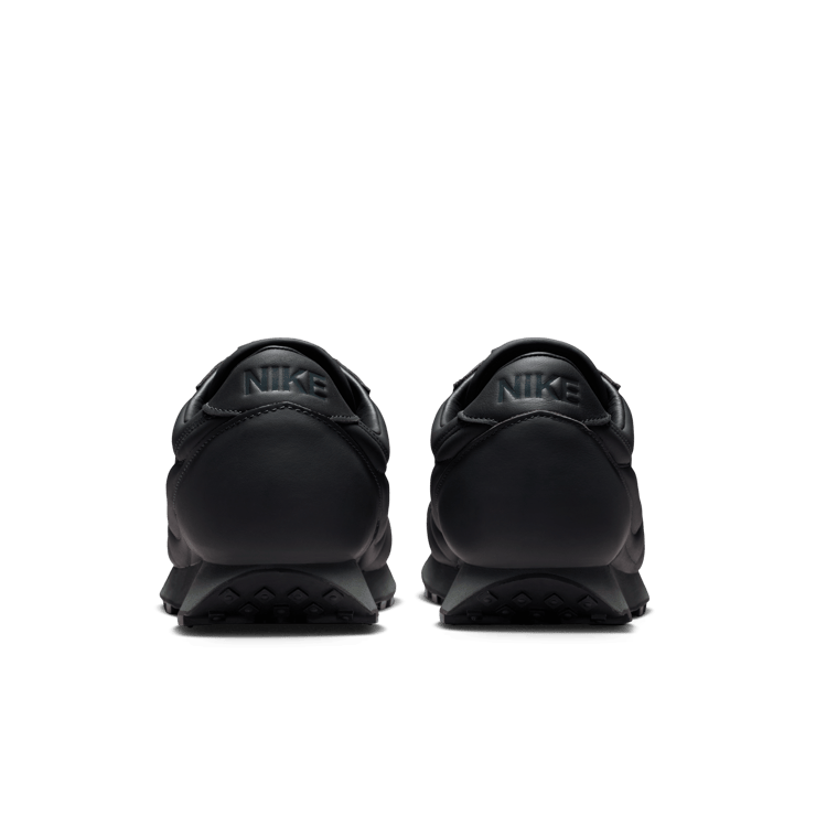 Nike Daybreak SP Anthracite Angle 2