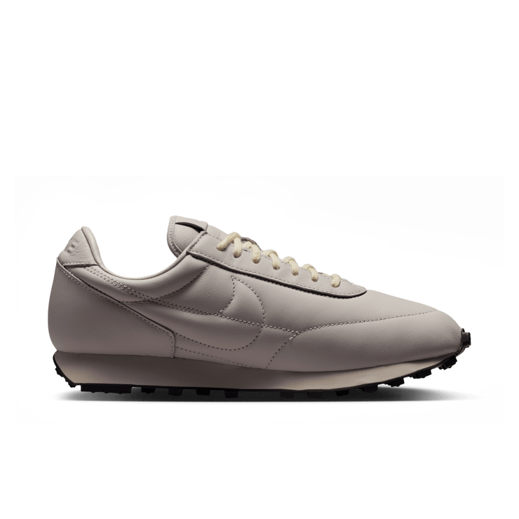 Nike Daybreak SP Moon Particle Angle 11