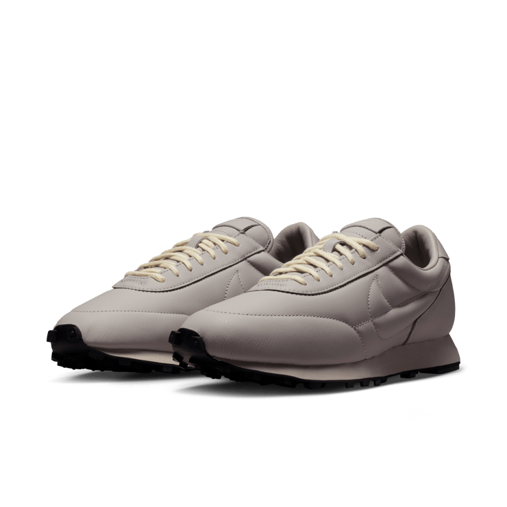 Nike Daybreak SP Moon Particle Angle 9
