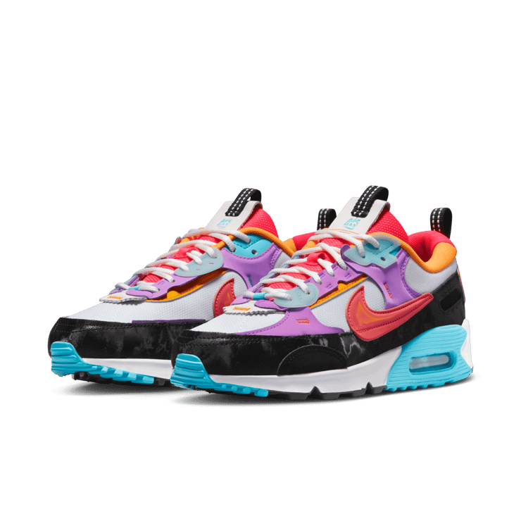 Nike Air Max 90 Futura Aura (W) Angle 3
