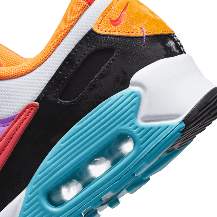 Nike Air Max 90 Futura Aura (W) Angle 6