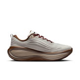 Nike Vomero Plus Sail Baroque Brown Angle 7