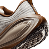 Nike Vomero Plus Sail Baroque Brown Angle 20