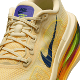 Nike Vomero Premium Alabaster  Angle 18