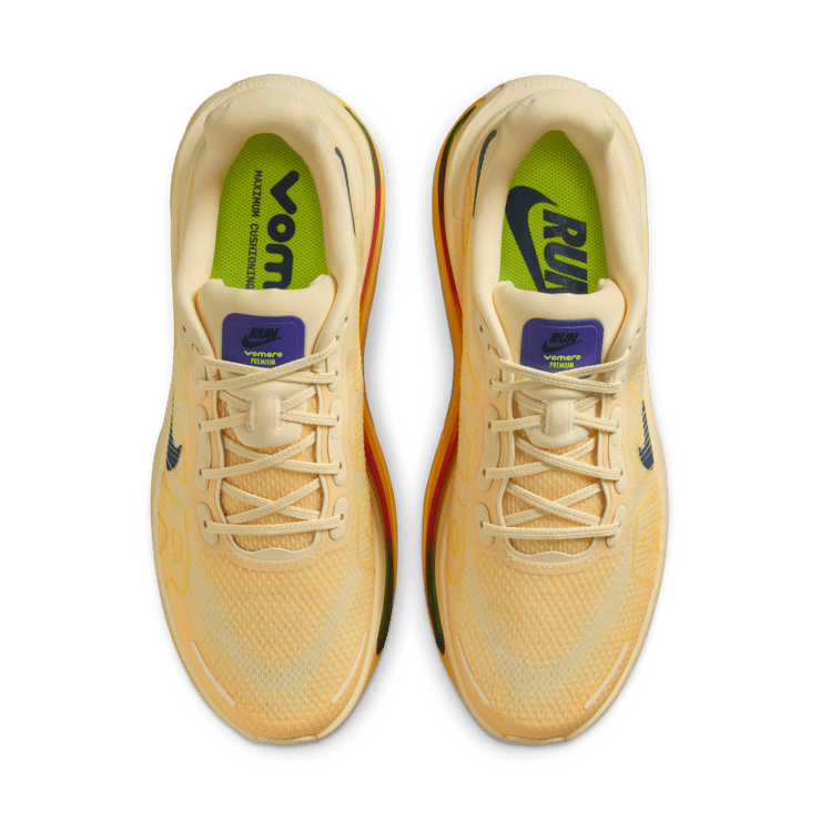 Nike Vomero Premium Alabaster  Angle 11