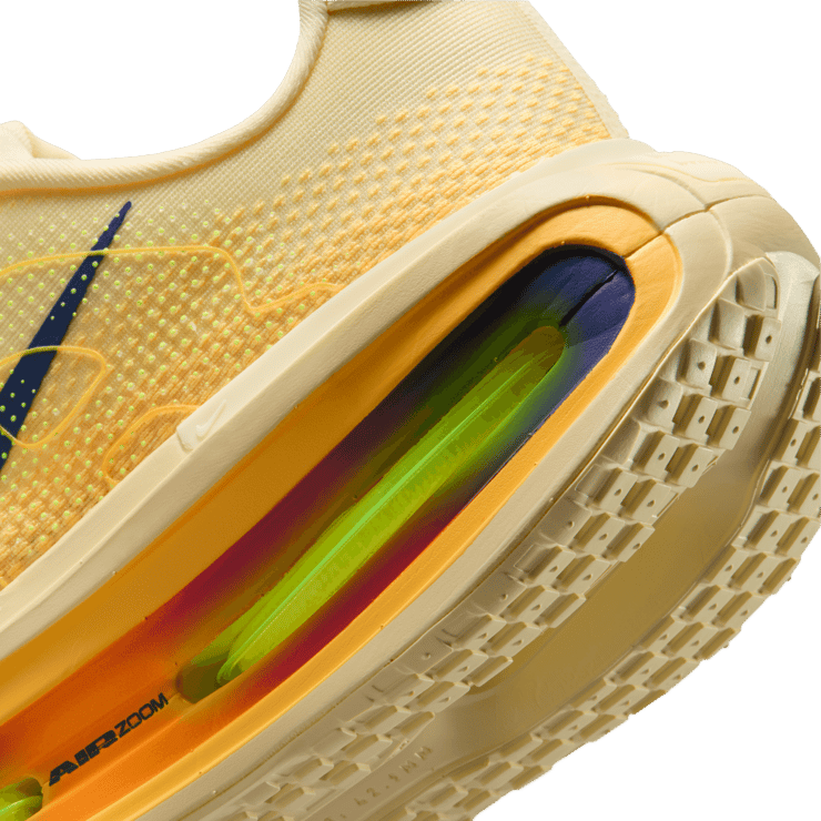 Nike Vomero Premium Alabaster  Angle 17