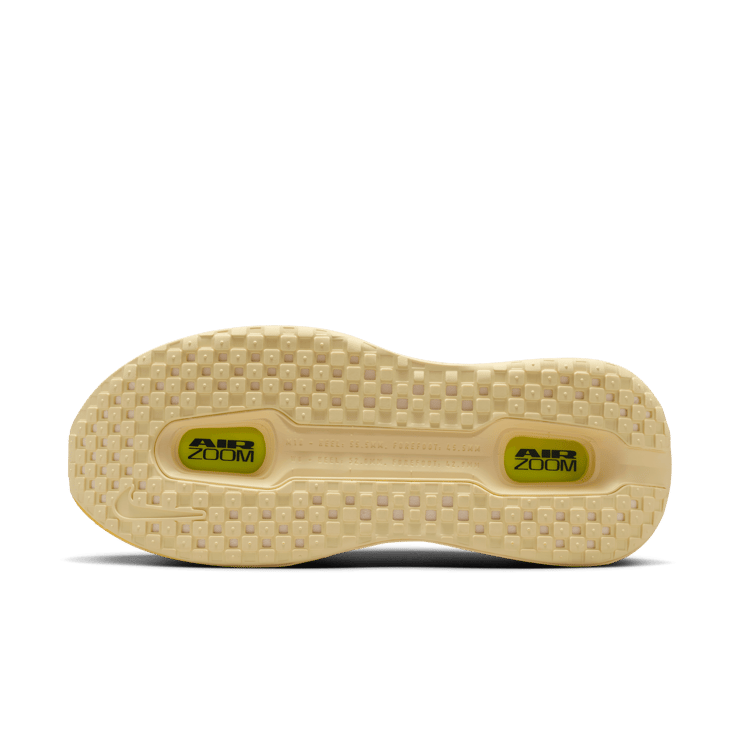 Nike Vomero Premium Alabaster  Angle 2