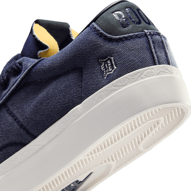 Nike Blazer Low Devin Booker College Navy Angle 14