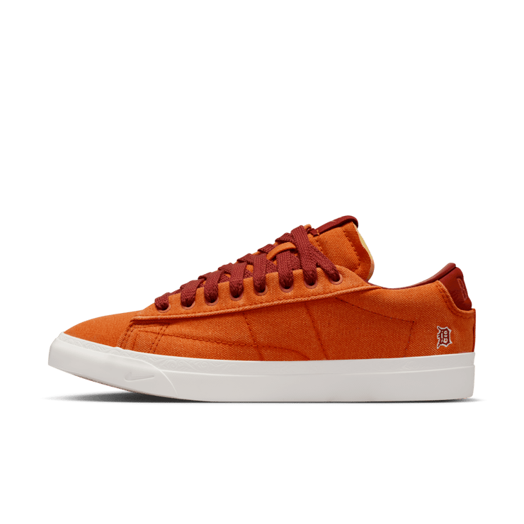 Nike Blazer Low Devin Booker Campfire Orange Angle 13