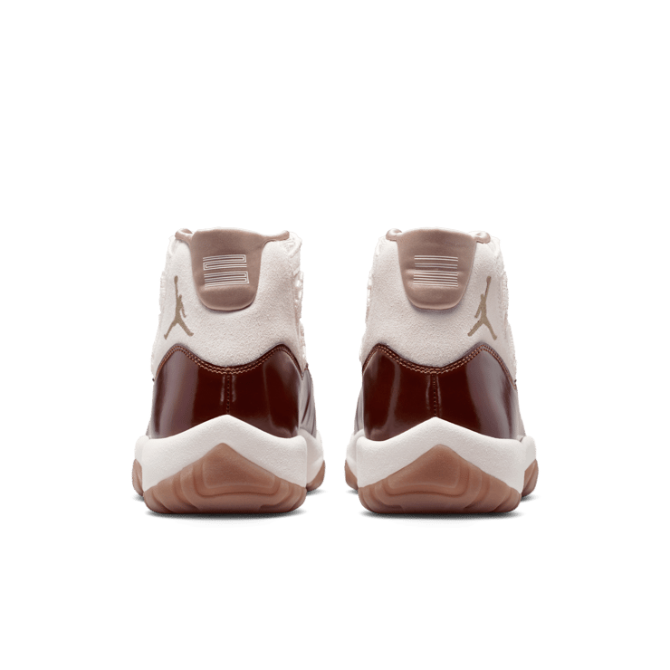 Air Jordan 11 Retro China Angle 4
