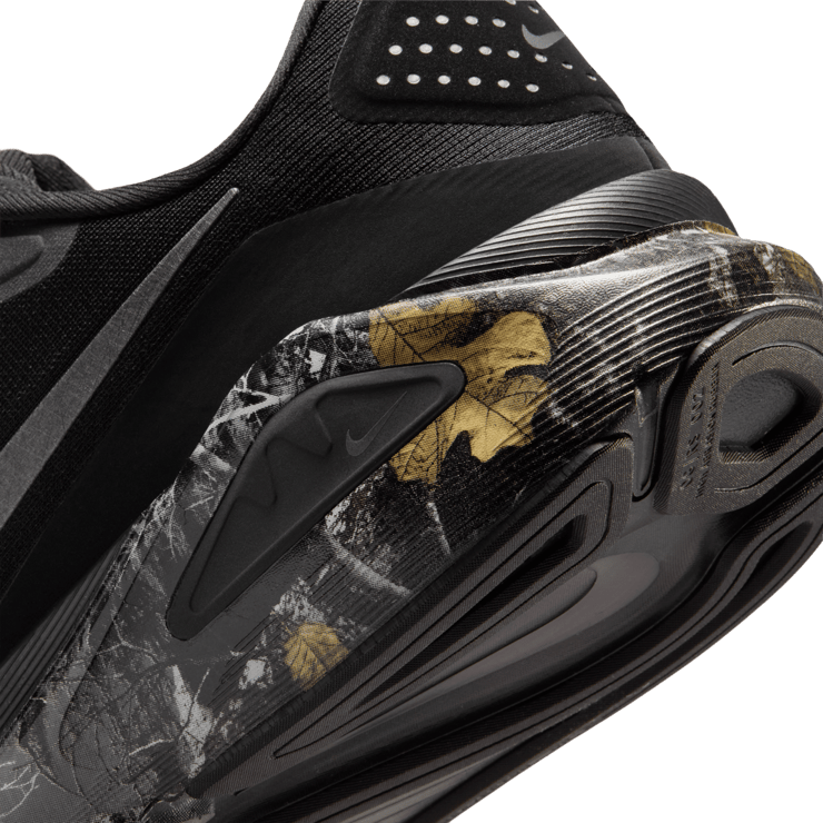 Nike Structure 26 Realtree Angle 8