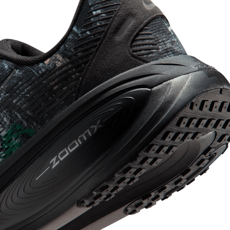 Nike Vomero 18 Realtree Angle 6