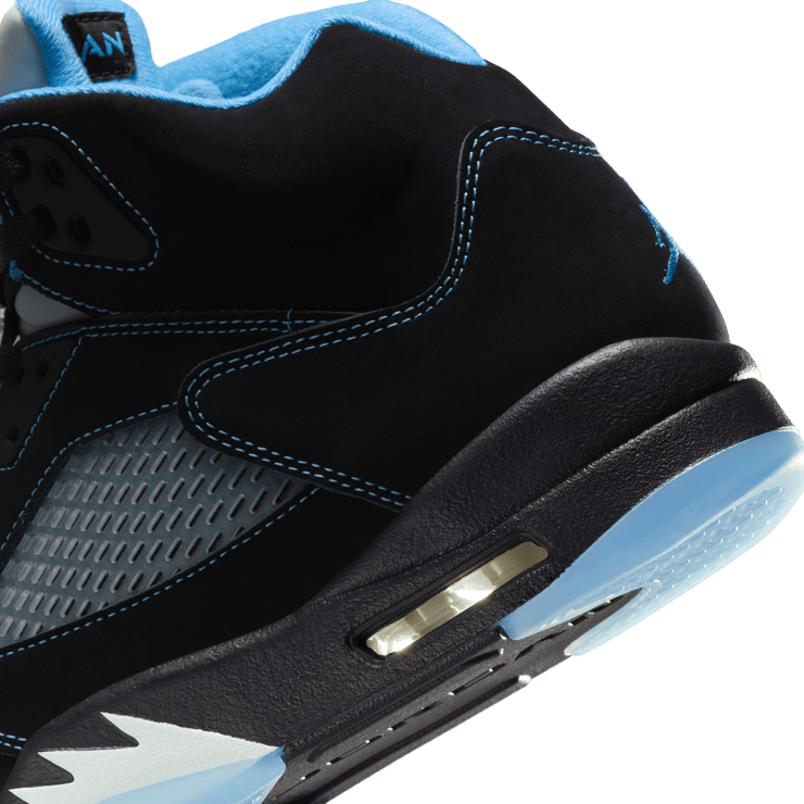 Air Jordan 5 Retro Black University Blue Angle 7