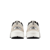 Jordan Trunner O/S Sail Angle 4