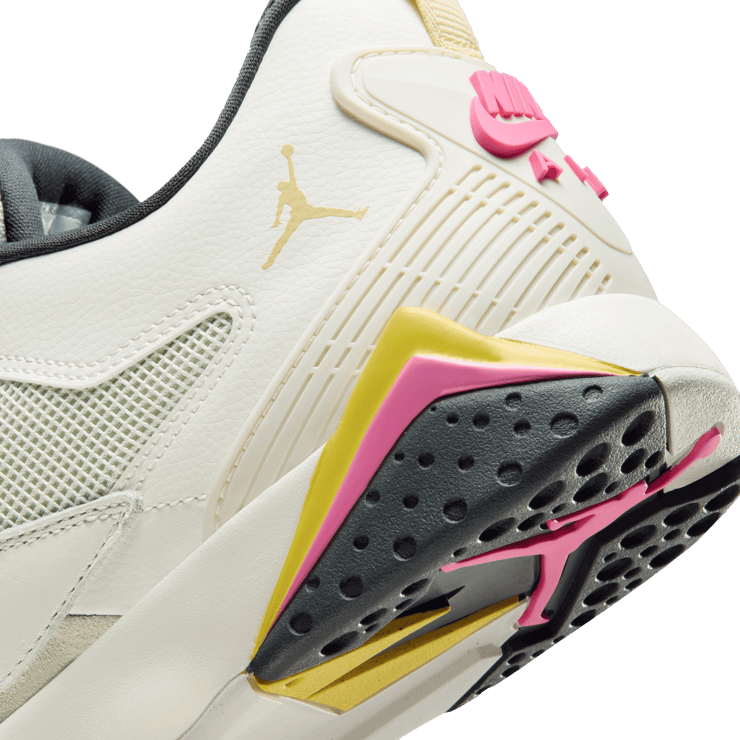 Jordan MVP 92 Pink Lemonade Angle 6