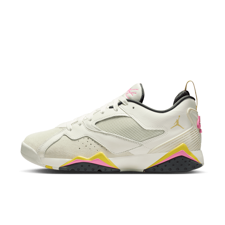 Jordan MVP 92 Pink Lemonade Angle 3