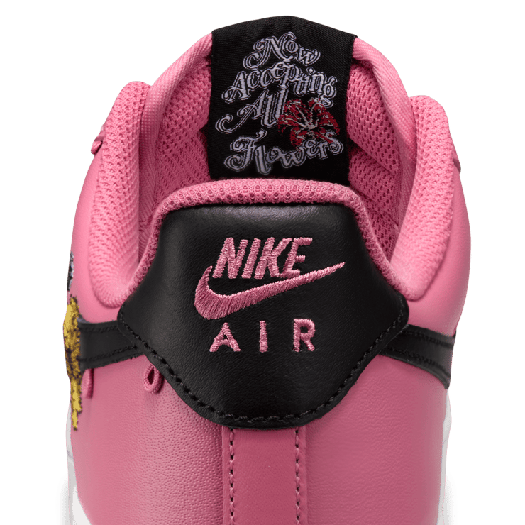Nike Air Force 1 Low PRM Accepting All Flowers Peony Angle 1