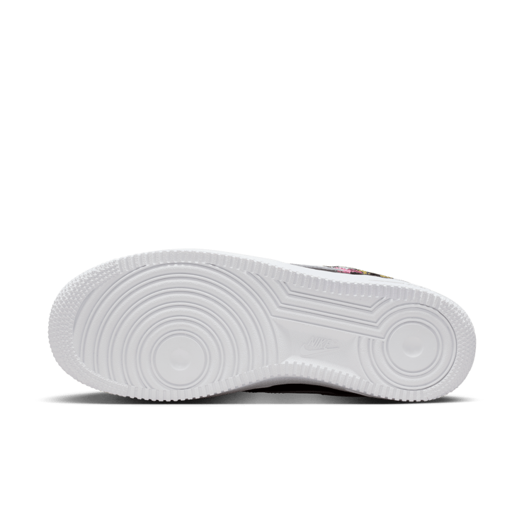 Nike Air Force 1 Low PRM Accepting All Flowers Black Angle 0