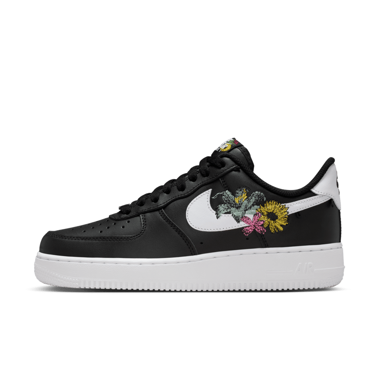 Nike Air Force 1 Low PRM Accepting All Flowers Black Angle 2