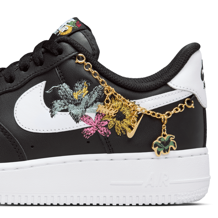 Nike Air Force 1 Low PRM Accepting All Flowers Black Angle 8