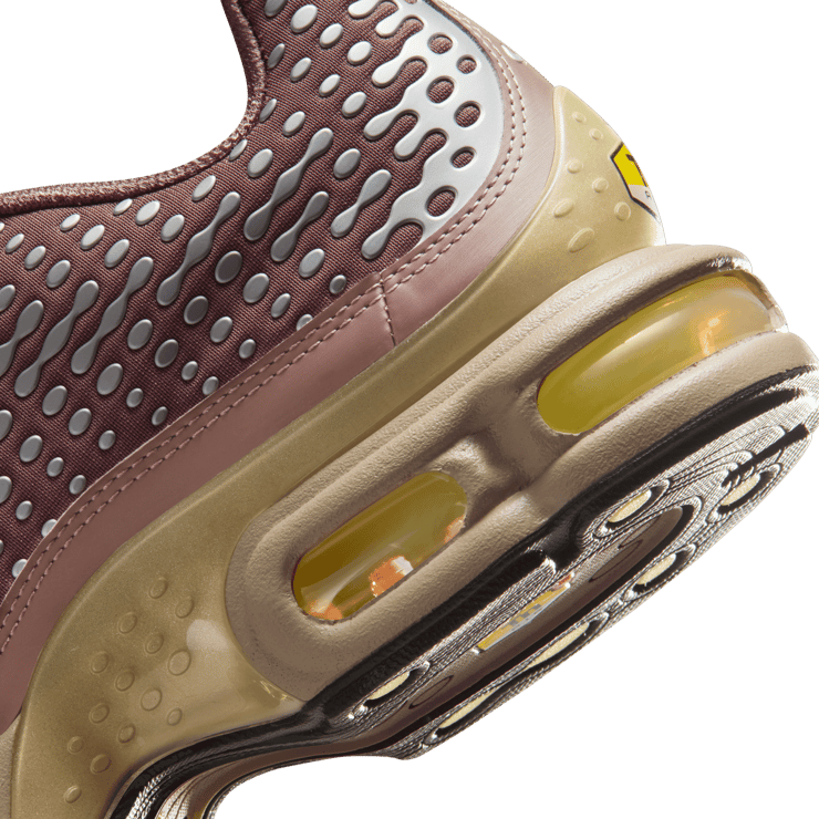 Nike Air Max Plus VII Kylian Mbappé Plum Eclipse Angle 6