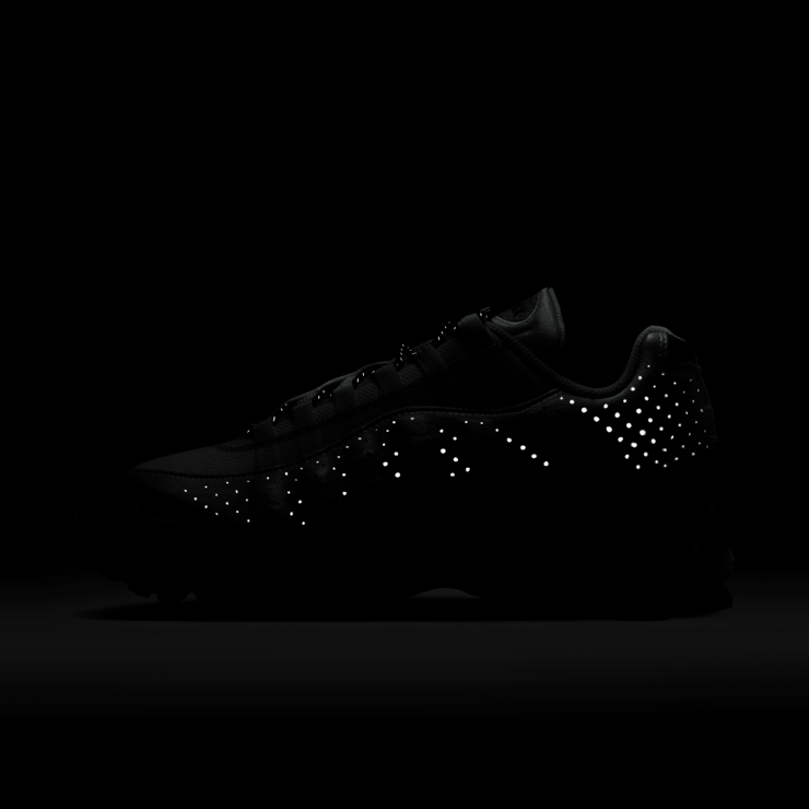 Nike Air Max 95 OG 211 Angle 0