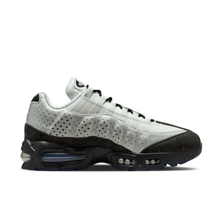 Nike Air Max 95 OG 211 Angle 3