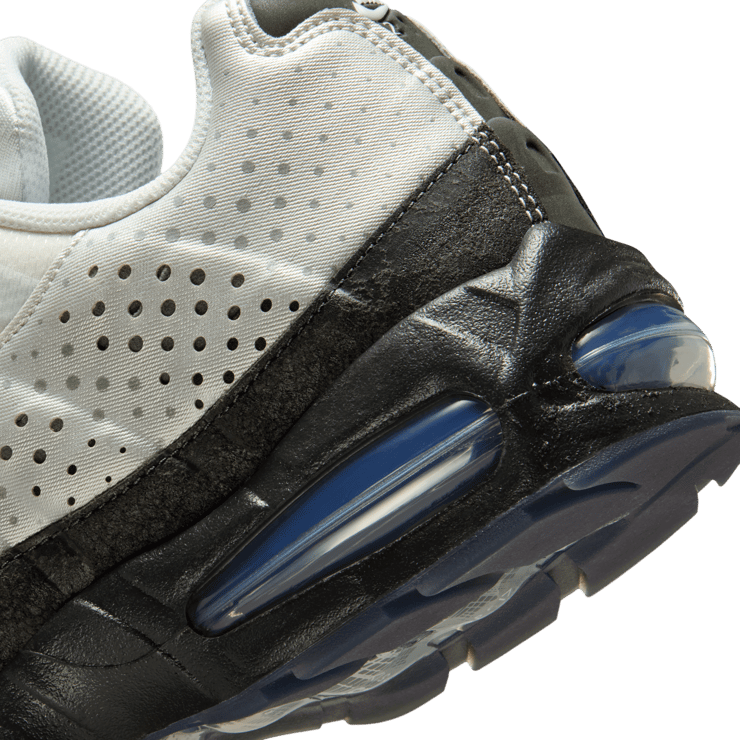 Nike Air Max 95 OG 211 Angle 9