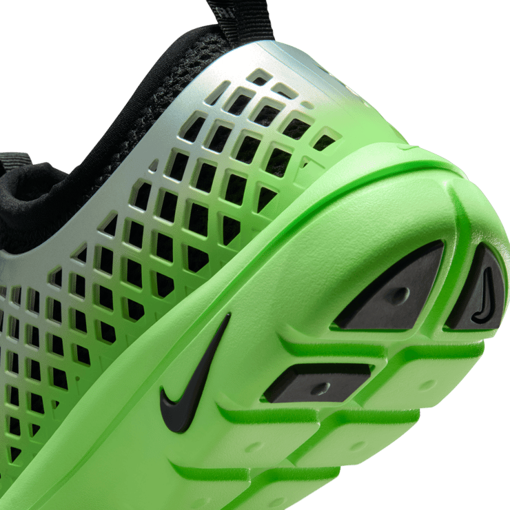 Nike Rejuven8 Run OG Metallic Silver Voltage Green (W) Angle 6