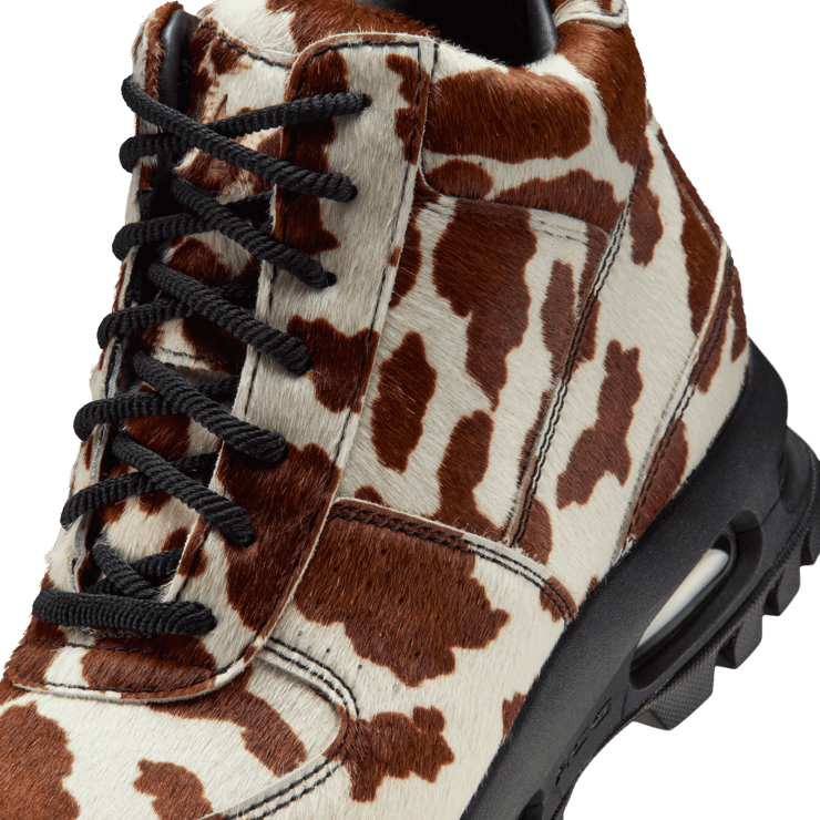 Nike Air Max Goadome Cow Print Angle 6